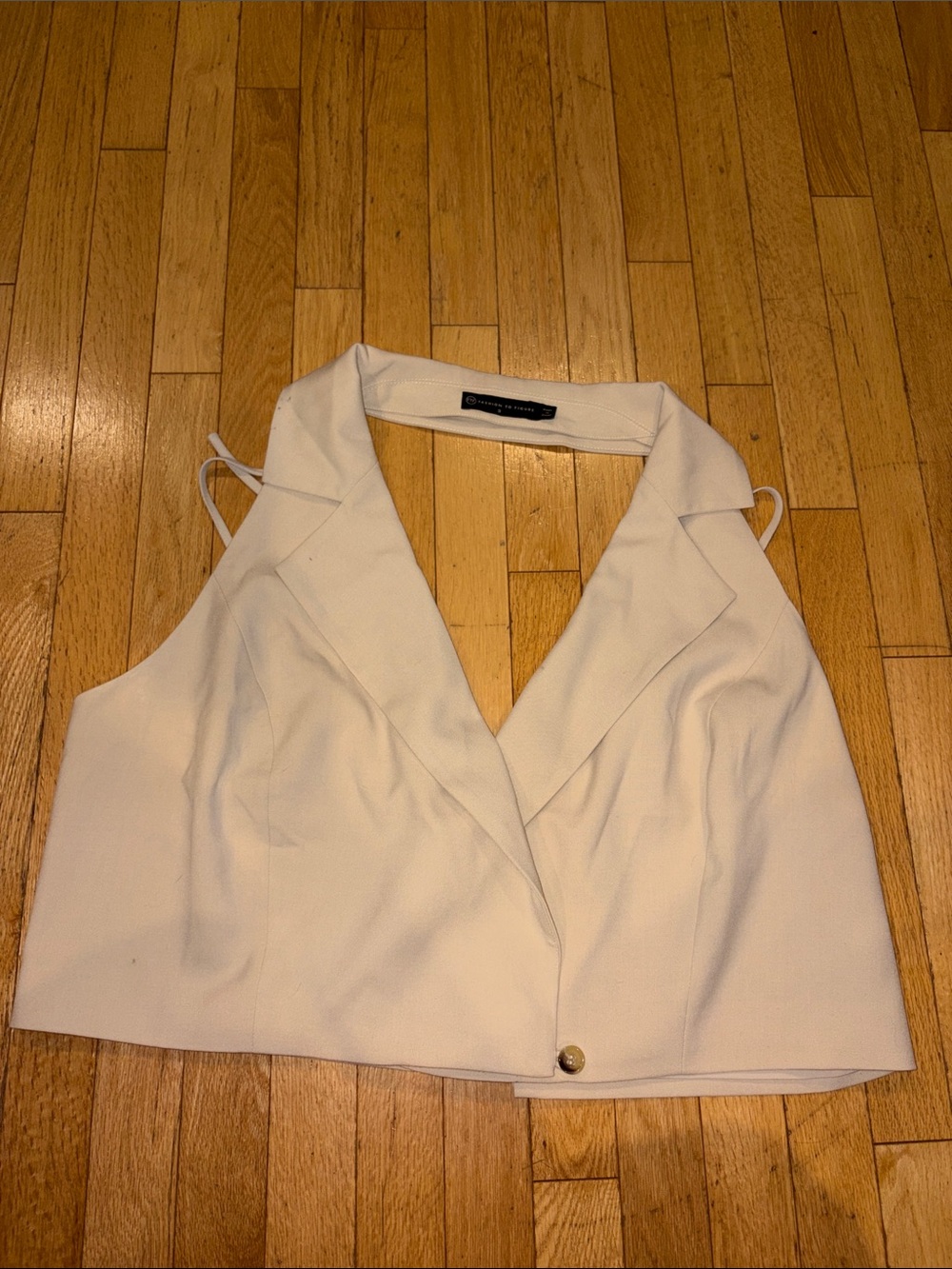 Fashion to Figure White Sleeveless Blazer Crop Top